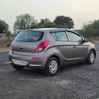 Hyundai i20 image 7