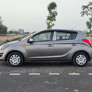Hyundai i20 image 4