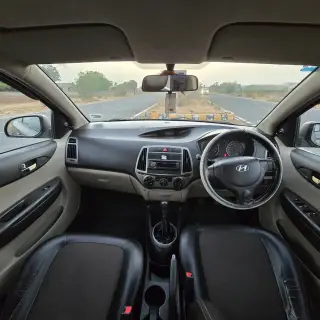 Hyundai i20 image 9