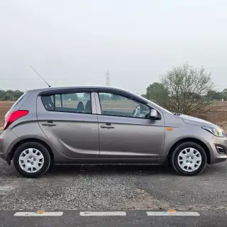 Hyundai i20 image 8