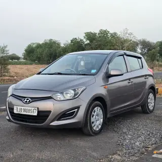 Hyundai i20 image 3