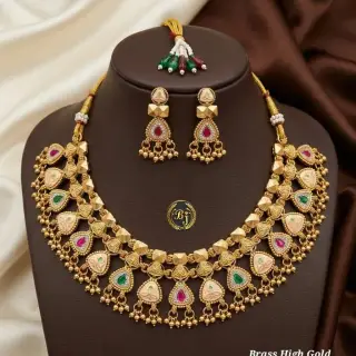 Jewellery set image 2