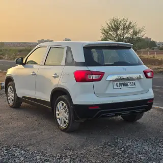 Maruti Brezza image 5