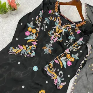 Suits image 1