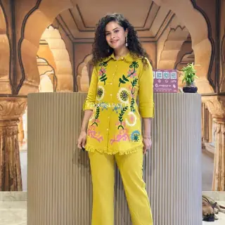 Three piece suits image 4
