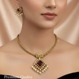 Traditional jewellery image 1
