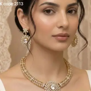Traditional jewellery image 9